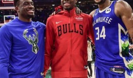 吃瓜篮球欧文图片,尽显巨星风范