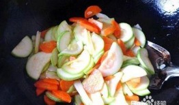 尿酸高可以吃茄瓜吗,茄瓜可适量食用，了解其利与弊