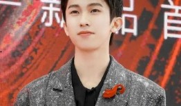 林墨上朝吃瓜,宫廷风云中的吃瓜日常