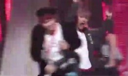 韩国吃瓜跳舞视频,揭秘韩国热门吃瓜跳舞视频背后的魅力