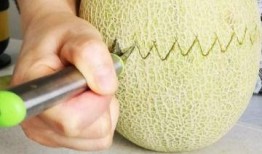 吃黄花鱼能吃哈密瓜吗