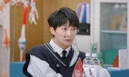 周深现场吃瓜,周深现场“瓜田”奇遇记