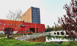 兰州大学城市学院吃瓜,校园吃瓜文化一瞥