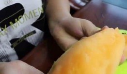 吃哈密瓜甜品局,甜蜜邂逅，味蕾狂欢之旅