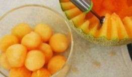 吃完鸭掌可以吃哈密瓜吗,美味搭配的饮食新体验