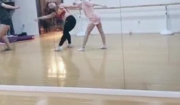 韩国吃瓜跳舞视频,揭秘韩国热门吃瓜跳舞视频背后的魅力