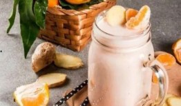 喝了牛奶吃哈密瓜拉肚子,小心肠胃不适