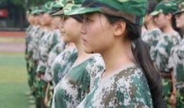 军训吃瓜女主角,瓜田里的女主角传奇