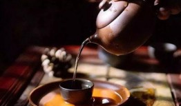 阳光午后品茶吃瓜